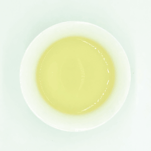 都伨緑茶の色味